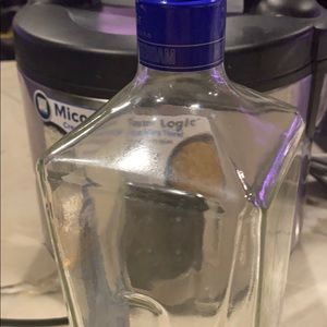 Meet your Posher, Derek